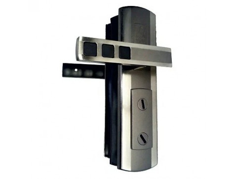 Ручка на планке Masterlock Quatro автомат правая (68 мм)