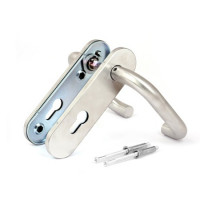 Ручка на планке Apecs HP-72.1303-INOX (72 мм)